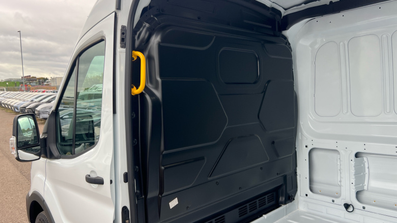 Ford Transit 350 L3 Diesel Fwd 2.0 EcoBlue 130ps H2 Leader Van